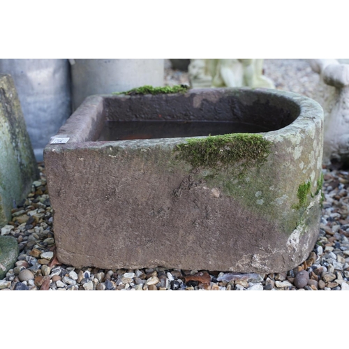 543 - Stone trough of bow-fronted form, measures approx 49cm x 51cm x 27cm