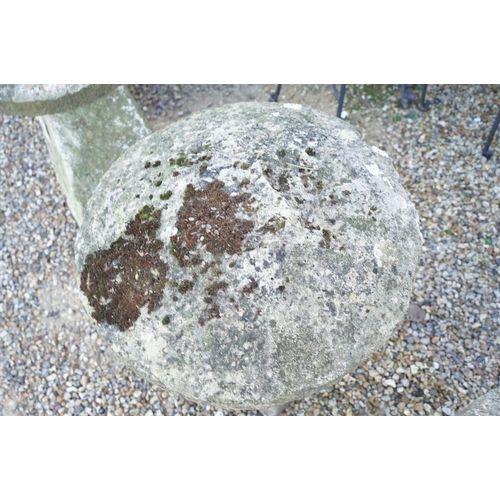 564 - Stone staddle stone, approx 85cm high