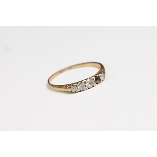 260A - A group of three hallmarked 9ct gold rings.