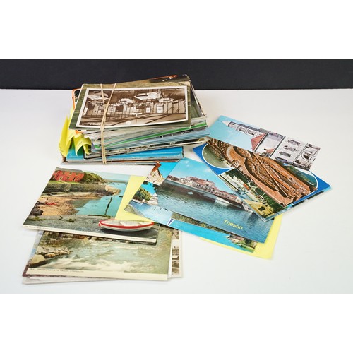 415A - Collection of postcards & cigarette cards, the cigarette cards contained within various albums (to i... 