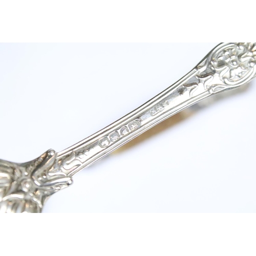 284 - A small group of collectables to include a fully hallmarked sterling silver dinner fork, a serving f... 