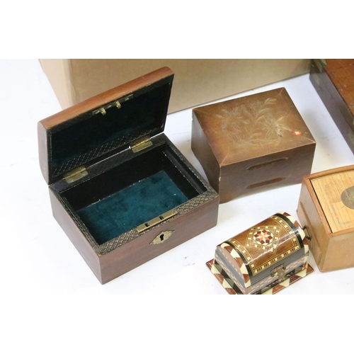 176 - Collection of boxes, 19th century onwards, to include a 19th century mahogany jewellery box (with fi... 