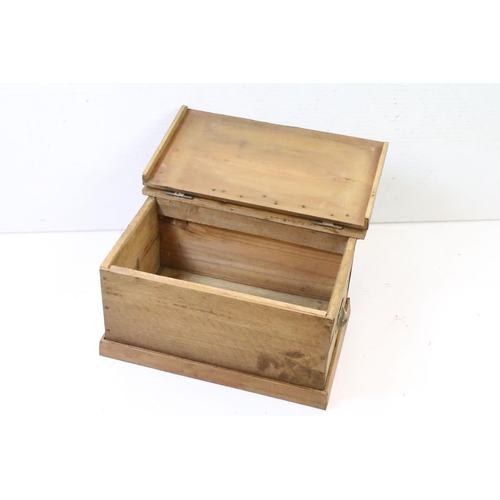 562 - Pine Blanket Box, 26cm high x 53cm wide x 33cm deep