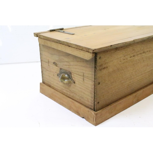 562 - Pine Blanket Box, 26cm high x 53cm wide x 33cm deep