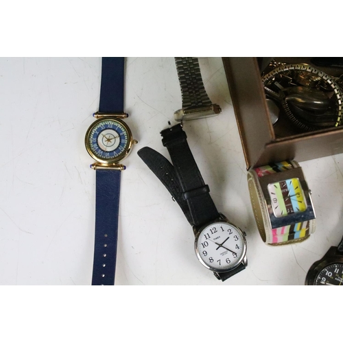 322 - Collection of Assorted Watches including Timex Expedition Indiglo WR100, Sekonda, Ridley, LED, etc