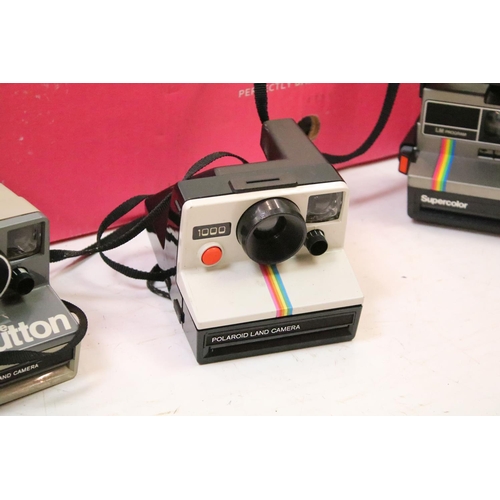 344 - Collection of vintage Polaroid film cameras to include 1000 Polaroid Land Cameras, Supercolor 635, S... 