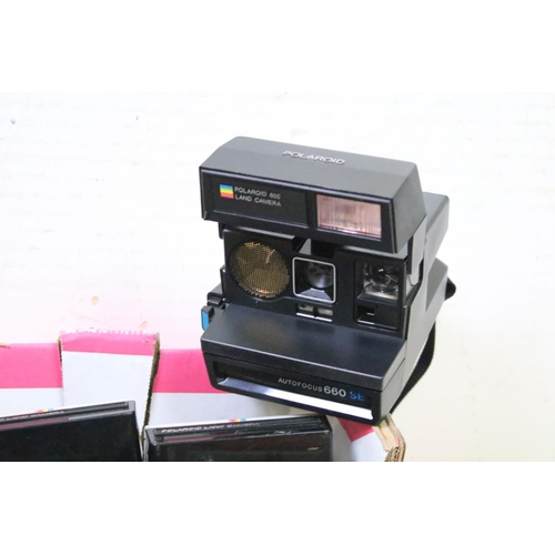 344 - Collection of vintage Polaroid film cameras to include 1000 Polaroid Land Cameras, Supercolor 635, S... 