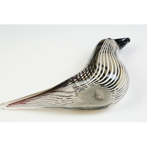 19 - Murano glass bird figurine possibly Dino Martens for Fratelli Toso, the body with black and white fi... 