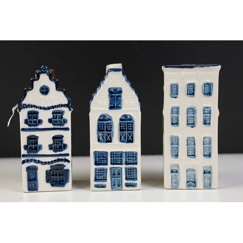 61 - Collection of 16 Delft / KLM porcelain flasks modelled as houses, tallest approx 10.5cm