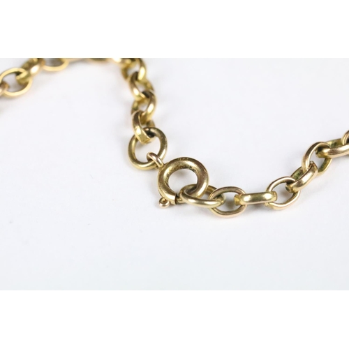 202 - A 9ct gold Belcher chain link necklace, measures approx 24