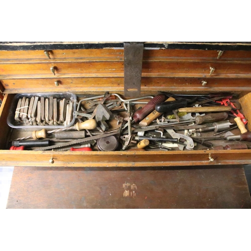 357 - Early-to-mid 20th C painted wooden engineer's tool chest, the front opening to four drawers housing ... 