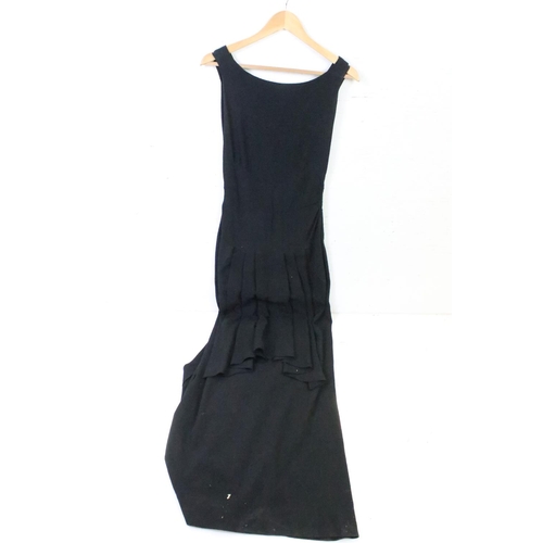 364A - Hartnell of London - A black full length evening dress with side zip and pleating