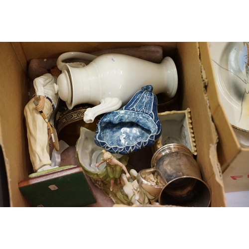 113 - Large quantity of mixed glass, ceramics & collectables to include Blue Mountain Pottery fish, Old Fo... 