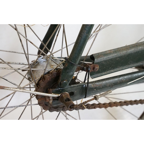 375 - Vintage BSA Waverley bicycle, in dark green, with Dunlop leather saddle, Sturmey Archer brakes, ligh... 