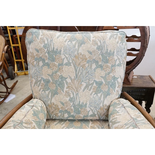 571 - Ercol ' Renaissance ' Elm High Back Three Piece Suite with floral pattern upholstery comprising Sofa... 