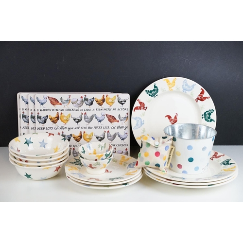 28 - A collection of Emma Bridgewater ceramics to include two Polka Hen dinner plates, two Polka Star din... 