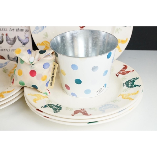 28 - A collection of Emma Bridgewater ceramics to include two Polka Hen dinner plates, two Polka Star din... 