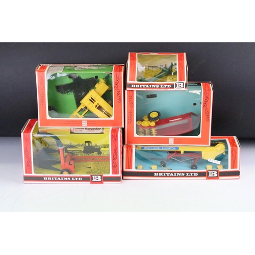 1088 - 12 Boxed Britains Farm Implements to include 9546 Ploughs, 9540 Manure Spreader, 9600 Post Hole Digg... 