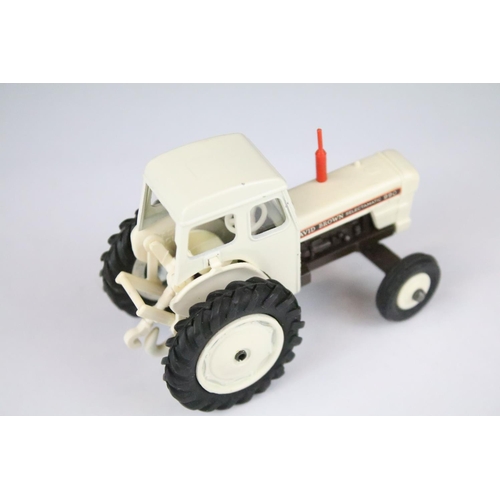 1332 - Boxed Dinky 305 David Brown Tractor diecast model (diecast vg, box a little tatty but gd overall) in... 