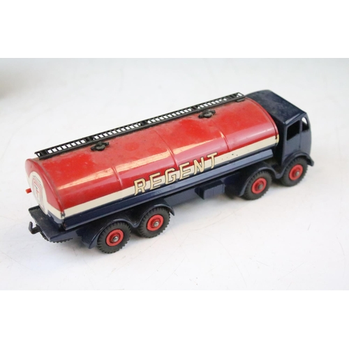 1339 - Two boxed Dinky diecast models to include 942 Foden 14-Ton Tanker 