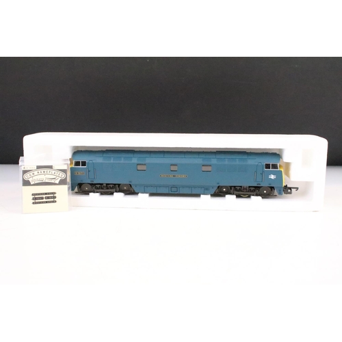 41 - Eight boxed Lima OO gauge locomotives to include 205134 MWG Western Pioneer, 205276 E6001, 205189 We... 