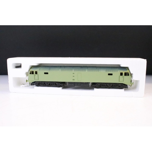 41 - Eight boxed Lima OO gauge locomotives to include 205134 MWG Western Pioneer, 205276 E6001, 205189 We... 