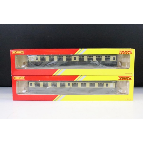 42 - 11 Boxed Hornby OO gauge items of rolling stock to include 8 x Railroad (2 x R4355, R4626, R4353, R4... 