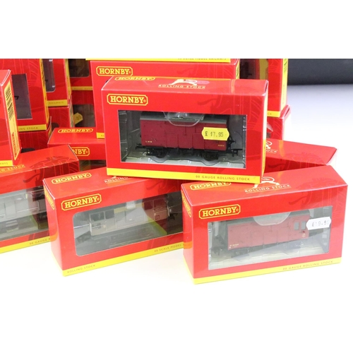 43 - 25 Boxed Hornby OO gauge items of rolling stock to include R6679 BR Horse Box M42369, R6507A GWR Hor... 