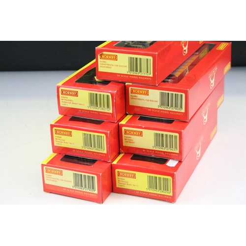 43 - 25 Boxed Hornby OO gauge items of rolling stock to include R6679 BR Horse Box M42369, R6507A GWR Hor... 