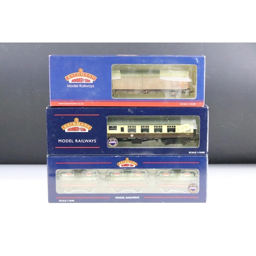 44 - 25 Boxed Bachmann OO gauge items of rolling stock to include 37666A 14 Ton Tank Wagon ESSO black wea... 