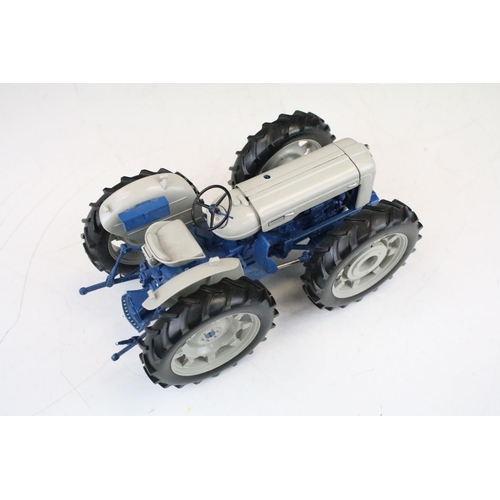 1002 - Boxed Universal Hobbies County Super 4 UH2781 diecast model tractor, ex