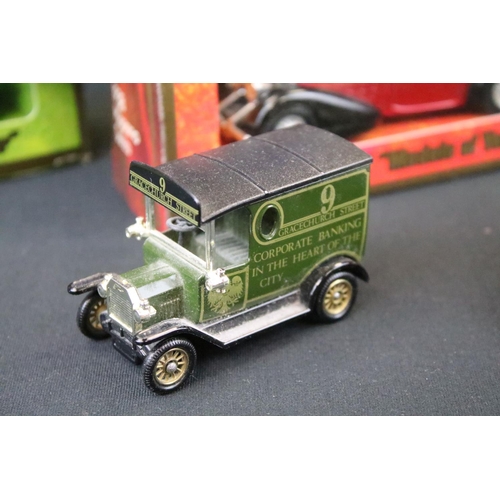 1034 - 24 Boxed diecast models to include Matchbox Models of Yesteryear, Corgi & Lledo examples, featuring ... 