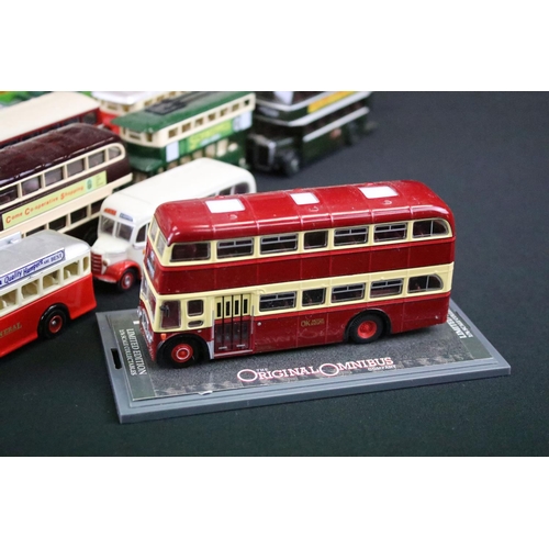 1050 - Collection of 38 diecast models buses / trams to include Corgi Original Omnibus, EFE & Dinky example... 