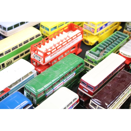 1050 - Collection of 38 diecast models buses / trams to include Corgi Original Omnibus, EFE & Dinky example... 