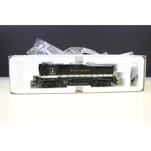 53 - Four boxed Atlas Master HO gauge locomotives to include 9131 GP-38 Early Version locomotive High Nos... 