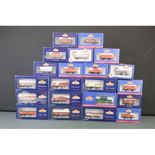 56 - 52 Boxed Bachmann OO gauge items of rolling stock to include 38553 Midland Brake Van LMS Bauxite wit... 