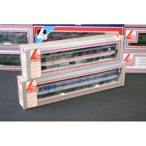 59 - 24 Boxed Lima OO gauge items of rolling stock plus a boxed Lima 205051A1 Super Sprinter DMU (25 item... 