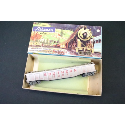 64 - 27 Boxed HO gauge model kit items of rolling stock, mainly unbuilt, includes 15 x Branchline Trains,... 