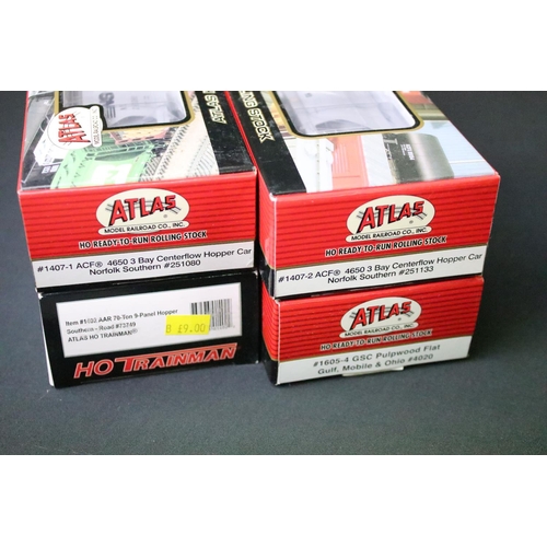 65 - 38 Boxed HO gauge items of rolling stock to include 16 x Atlas featuring #20 000 463 Southern Hopper... 