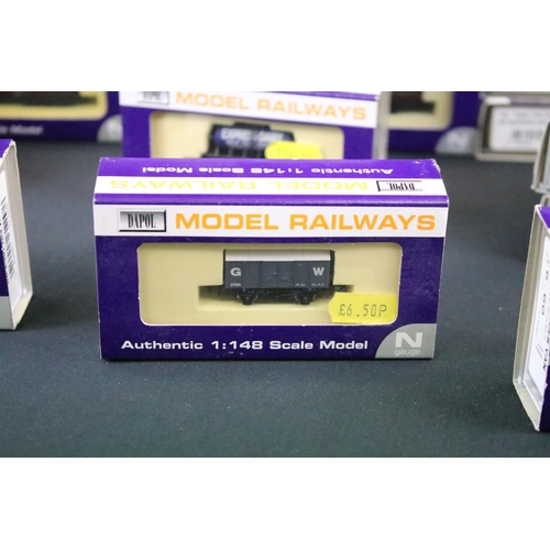 71 - 37 Boxed/cased Dapol N gauge items of rolling stock to include NC004B GWR SIPHON-H No 1432, NC014 BR... 