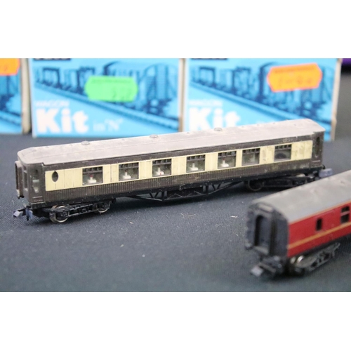 74 - Quantity of N gauge model railway to include boxed Dapol ND-084E Hymek with 6 wheel milk tanks all w... 