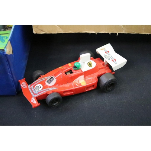 1206 - Collection of around 60 diecast models to include Matchbox, Corgi, Dinky, Tonka, Solido,..., featuri... 