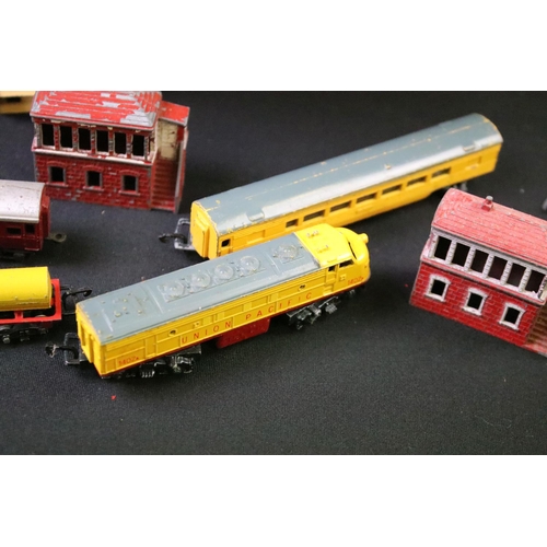 151 - Large collection of various Lone Star locomotives and coaches to include Treble-O-Lectric models fea... 