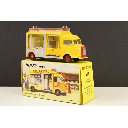 1055 - 24 Boxed Atlas / Norev Dinky diecast models to include 425 Bedford TK Coal Lorry, 520 Fiat 600D, 540... 