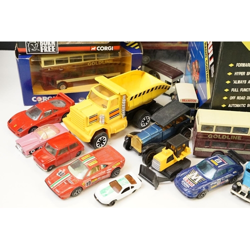 1059 - Collection of boxed & unboxed diecast models to include Burago, Corgi, Matchbox & Lledo, featuring B... 