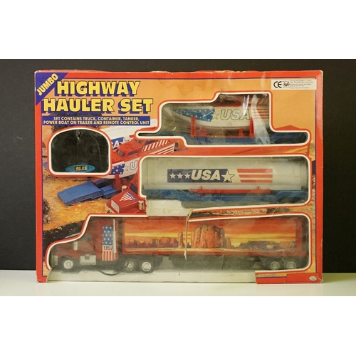 1059 - Collection of boxed & unboxed diecast models to include Burago, Corgi, Matchbox & Lledo, featuring B... 