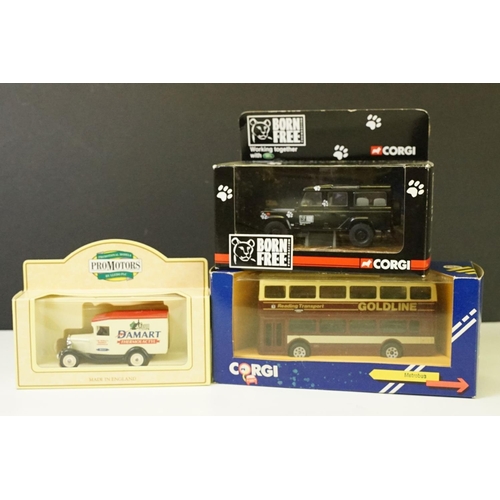 1059 - Collection of boxed & unboxed diecast models to include Burago, Corgi, Matchbox & Lledo, featuring B... 