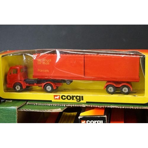 1069 - 45 Boxed Corgi diecast models to include 612, 613, 615, 469 (numerous variants), 480, 478, 1109 Roya... 