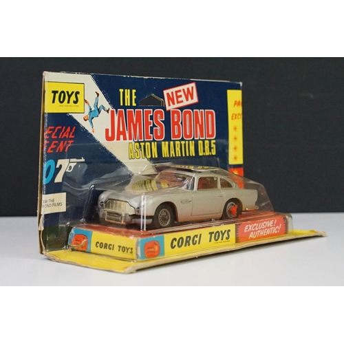 1326 - Carded / boxed Corgi 270 James Bond Aston Martin DB5 diecast model, complete with secret instruction... 