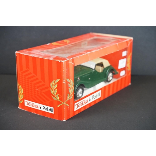 1127 - Four boxed diecast models to include 2 x Maisto 1/18 Premiere Edition 36637 Morgan Aero 8 (boxes sho... 